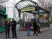 entrée Métro Place des Abbesses